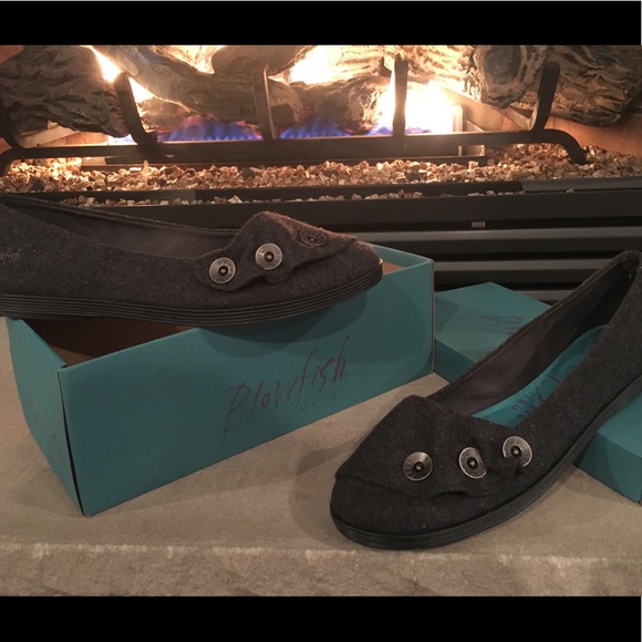 Fuel Black Flat Shoes W// Ankle Strap NIB Size 10 /& 11 Available